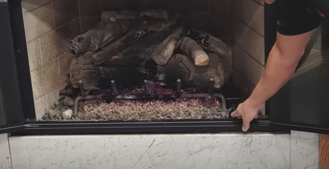 Can You Burn Wood in a Gas Fireplace? FireplaceWiki