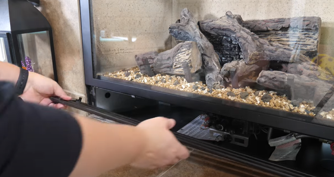 Gas Fireplace Blower vs. No Blower What Method is Better? FireplaceWiki