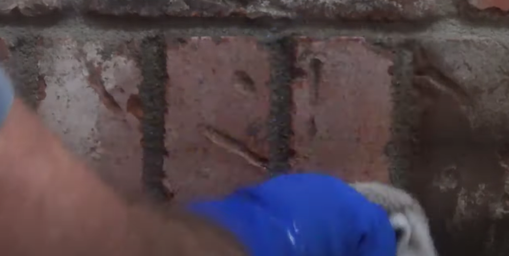 How to Clean Bricks with Vinegar?